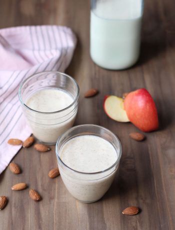 smoothie_cu_mere_si_migdale